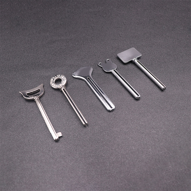 金属歯磨き粉ディスペンサー洗顔料歯磨き粉チューブ絞り器キー形状化粧品チューブ絞り器 金属歯磨き粉ディスペンサー洗顔料歯磨き粉チューブ絞り器キー形状化粧品チューブ絞り器