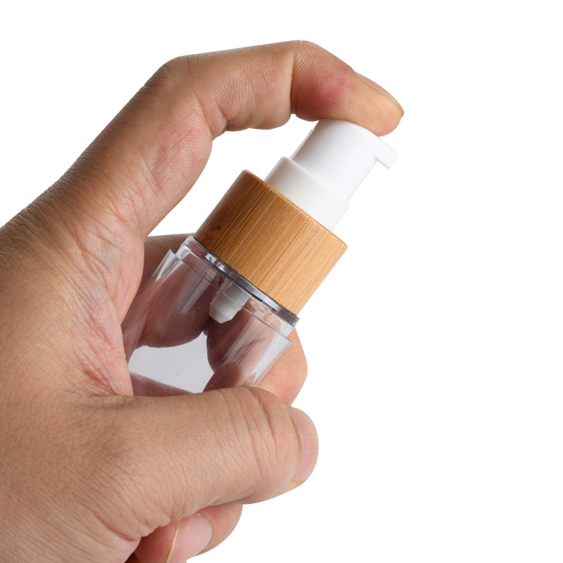 化粧品の竹のエアレス ポンプ ボトルのための再生利用できるローション 50ml の竹のエアレス ボトル 化粧品の竹のエアレス ポンプ ボトルのための再生利用できるローション 50ml の竹のエアレス ボトル