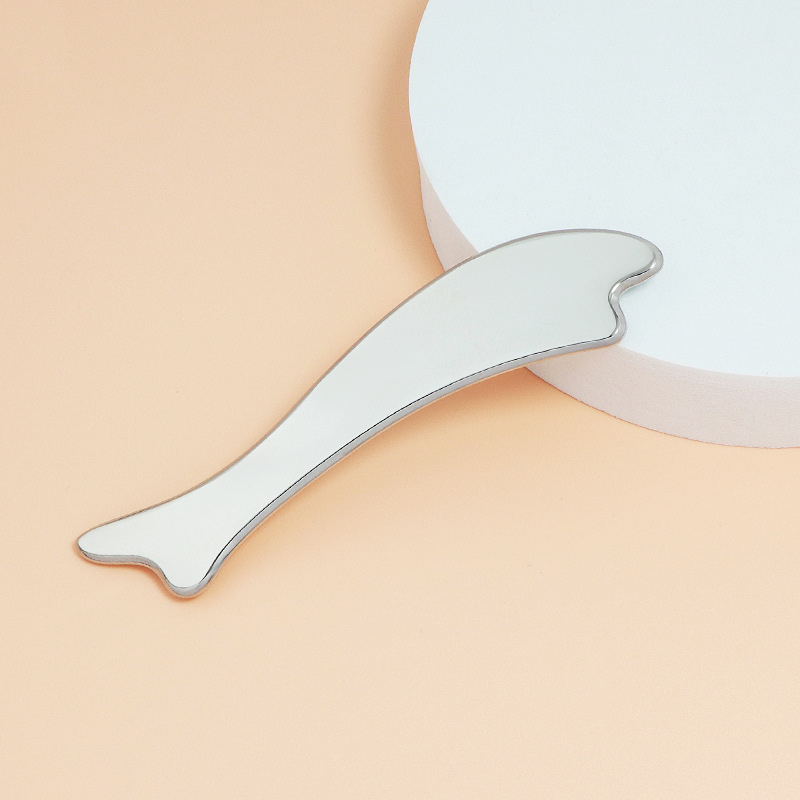 魚の形をした亜鉛合金Gua Shaボード（パーソナライズされた色とロゴ付き）