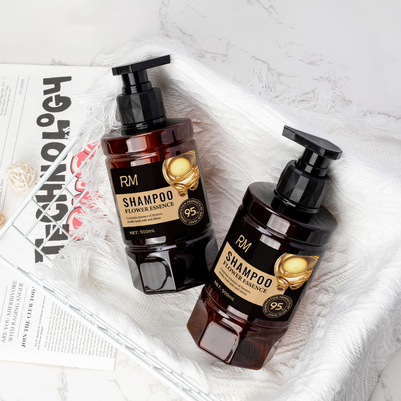 500 ミリリットルペットプラスチック花びらポンプボトルスクリューポンプ付きパーソナルケア包装用高価値ホテルシャンプーボトル 500 ミリリットルペットプラスチック花びらポンプボトルスクリューポンプ付きパーソナルケア包装用高価値ホテルシャンプーボトル