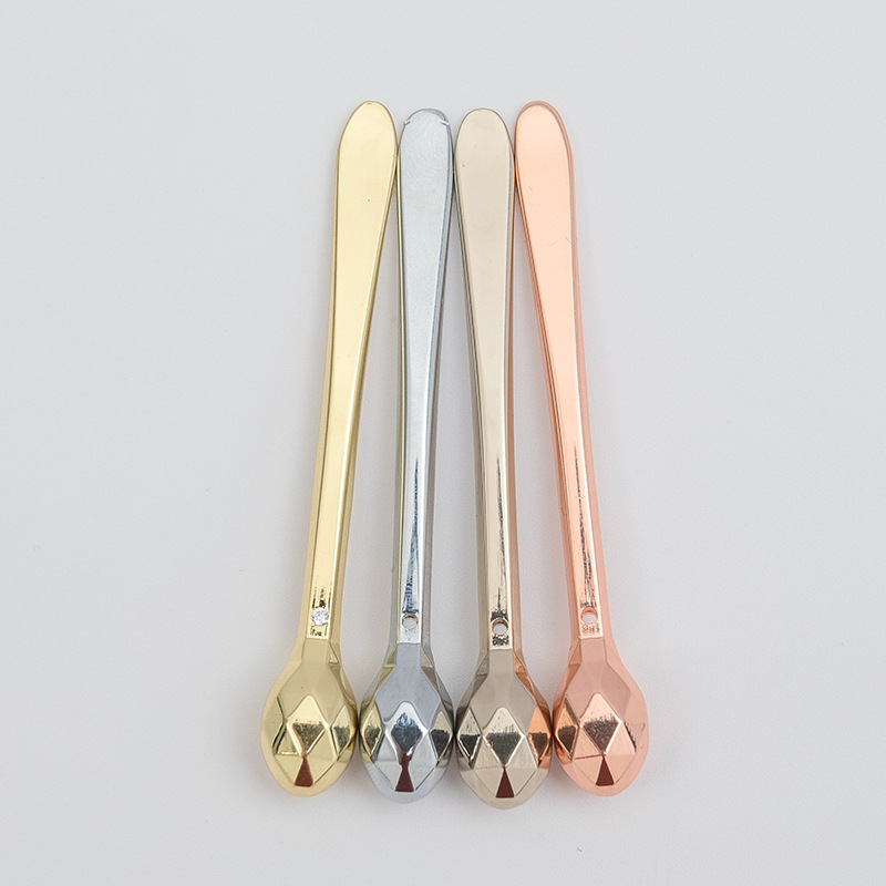 ユニークなダイヤモンドカットデザインの亜鉛合金アイクリームスティック ユニークなダイヤモンドカットデザインの亜鉛合金アイクリームスティック